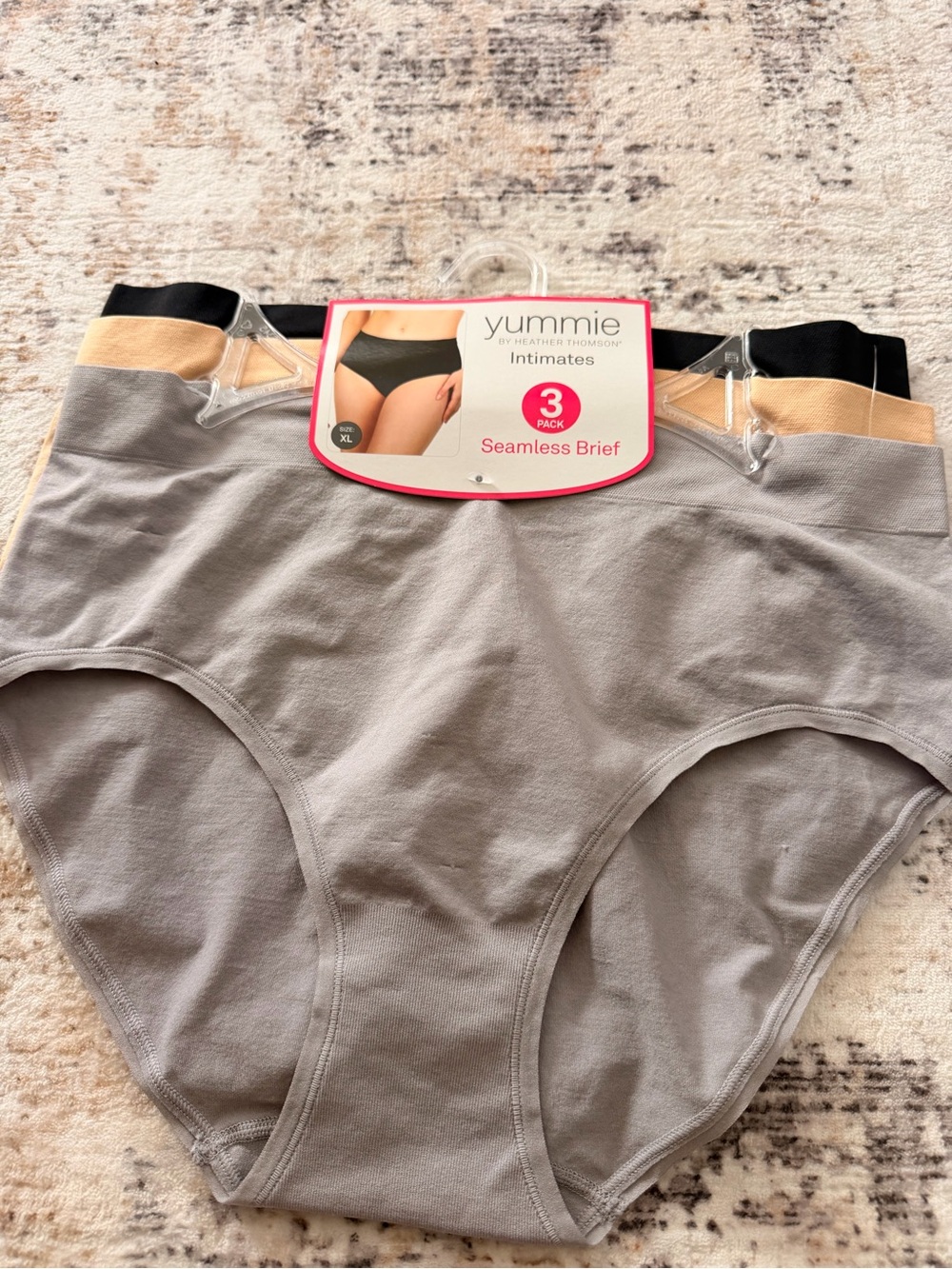Seamless Brief 3-Pack - Gray, Black, Tan